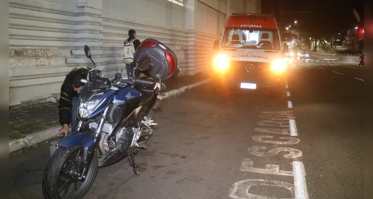 O acidente foi registrado na noite desta sexta-feira (15)