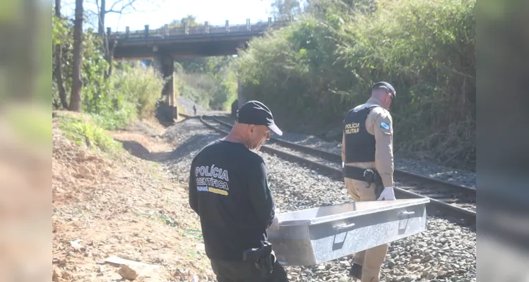 Polícia Militar faz vistoria em local que cadáver foi encontrado em PG