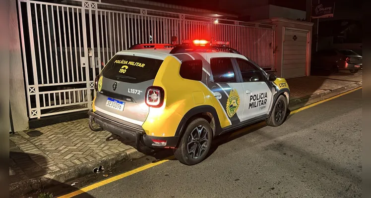 Perseguição entre carros termina com homem ferido em Uvaranas