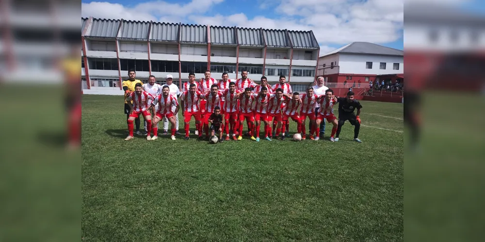 Equipe do América Pontagrossense, que precisa de um resultado positivo por d