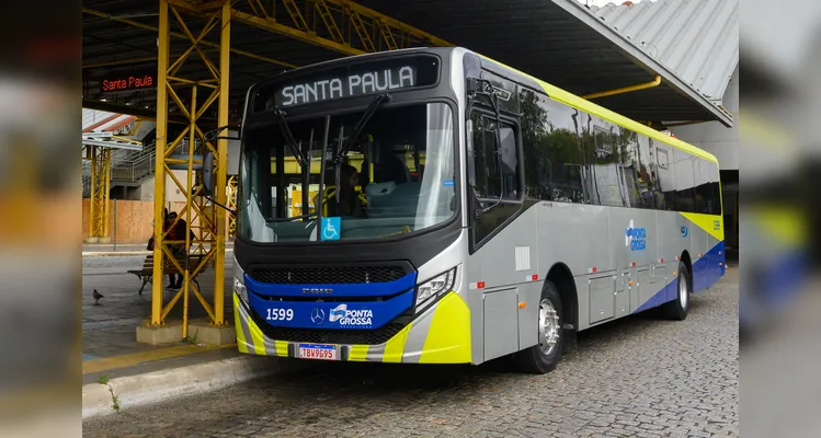 Novo ônibus da linha Santa Paula, no Terminal Central