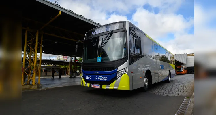 Novo ônibus da linha Santa Paula, no Terminal Central