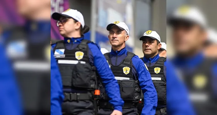 A Guarda Civil Municipal também brilhou na Avenida Vicente Machado durante o desfile.