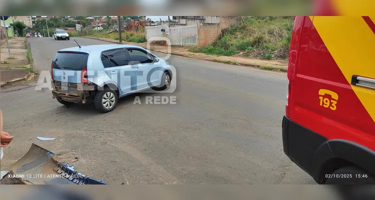 Acidente entre carro e moto deixa adolescente ferido em Telêmaco Borba