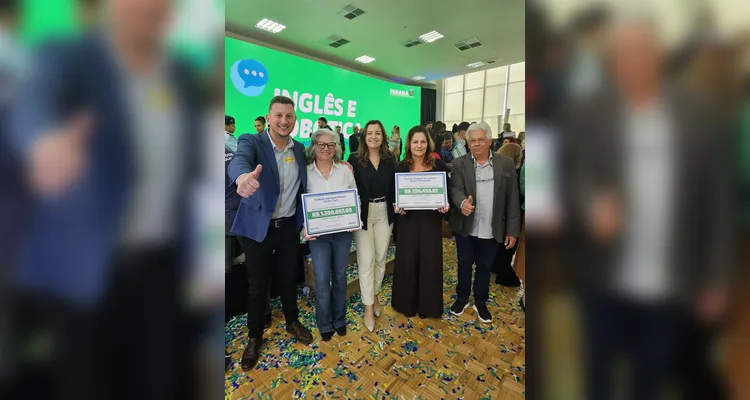 O prefeito de Rio Azul, Leandro Jasinski, esteve presente no evento.