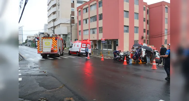 Acidente na 'Balduíno Taques' deixa motociclista ferido em PG