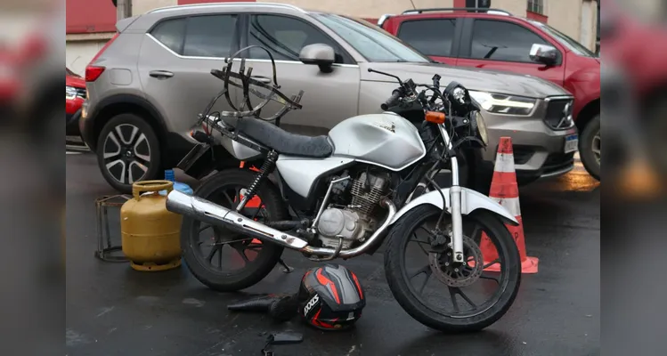 Acidente na 'Balduíno Taques' deixa motociclista ferido em PG