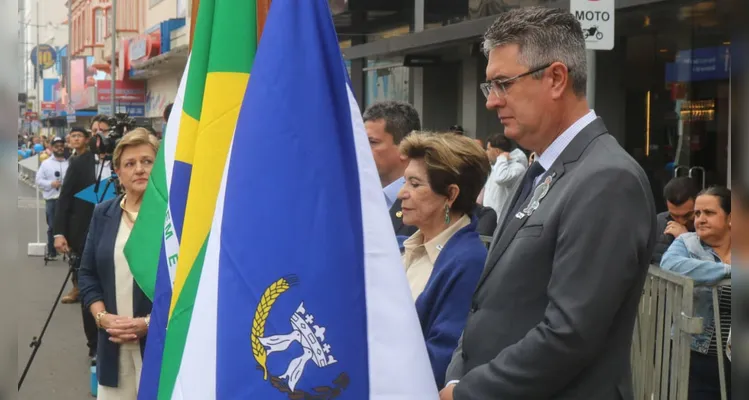 Forças de segurança desfilam no aniversário de PG; veja fotos