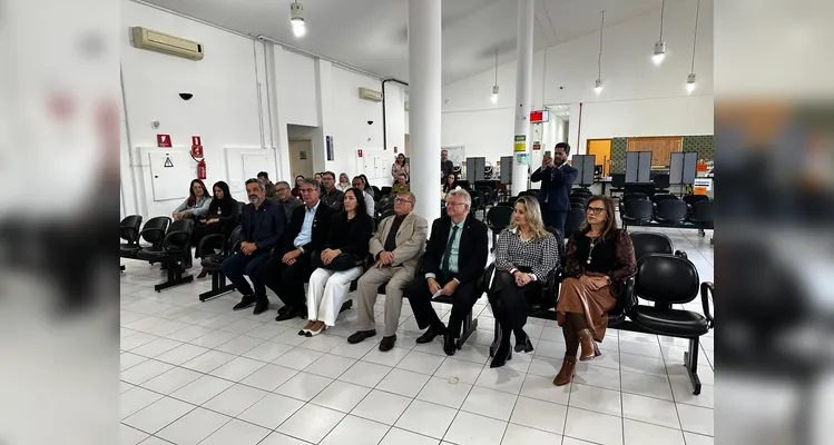 Sala calma busca integrar pessoas neurodivergentes no processo eleitoral no PR