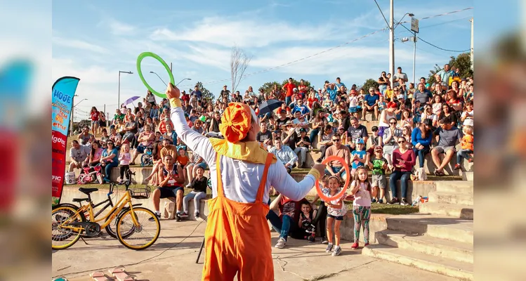 Circo Picadeiro de Sonhos se apresenta neste domingo em PG