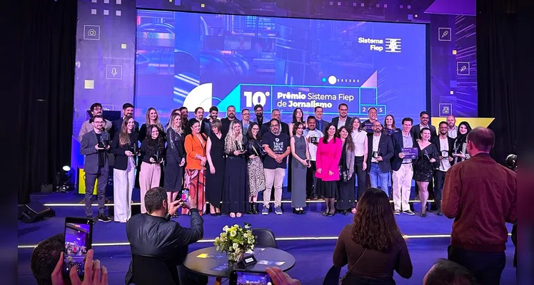 Grupo aRede vence prêmio de melhor reportagem impressa do Paraná