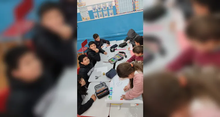 Entre as ações realizadas, os alunos produziram cartazes, fizeram apresentações aos colegas e foram ao lavatória da escola colocar em pratica a higiene das mãos.
