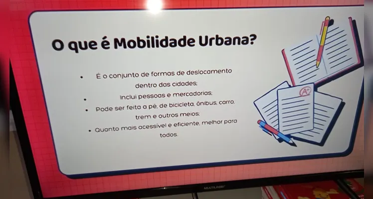 Através das atividades realizadas, os estudantes se engajaram nas discussões e debates e solidificaram importantes saberes.