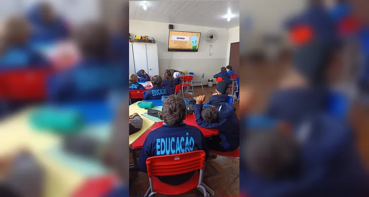 Após assistirem ao conteúdo do projeto, os educandos se engajaram em variadas ações.