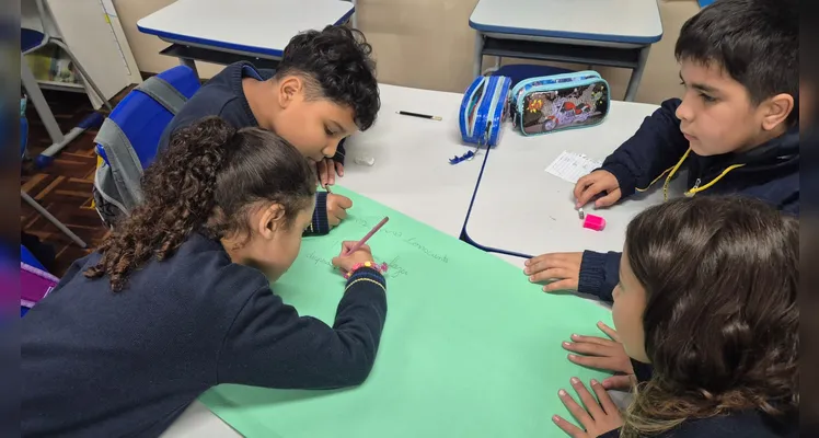 Após assistirem ao conteúdo do projeto, os educandos se engajaram em variadas ações.