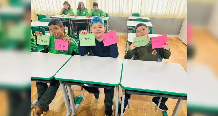 Produções em sala ajudaram a fixar o tema.