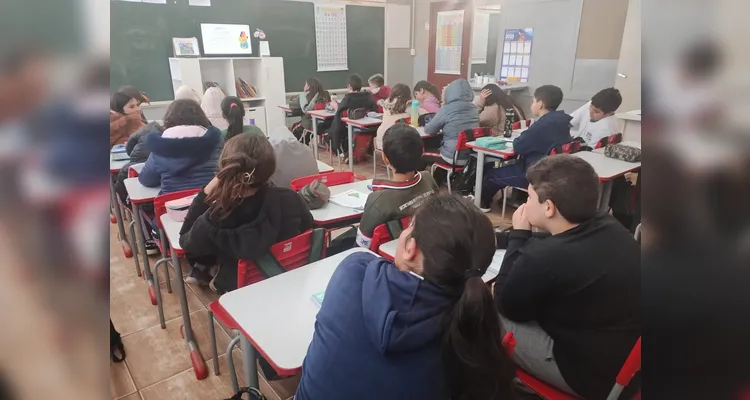 Veja os registros dos trabalhos dos alunos em sala de aula.