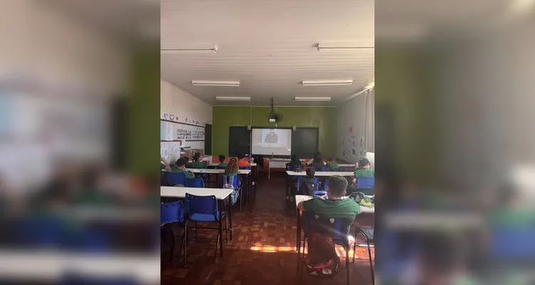 Educandos puderam refletir e produzir sobre o importante tema.