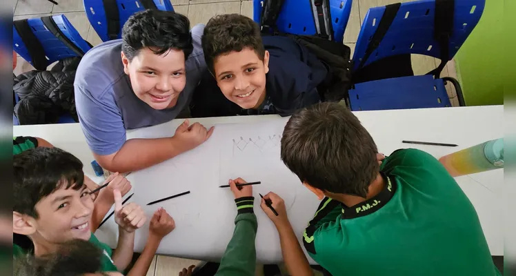 Veja como foi o trabalho dos educandos, na prática.