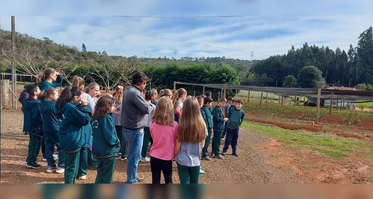 Confira a série de registros dos alunos no local.