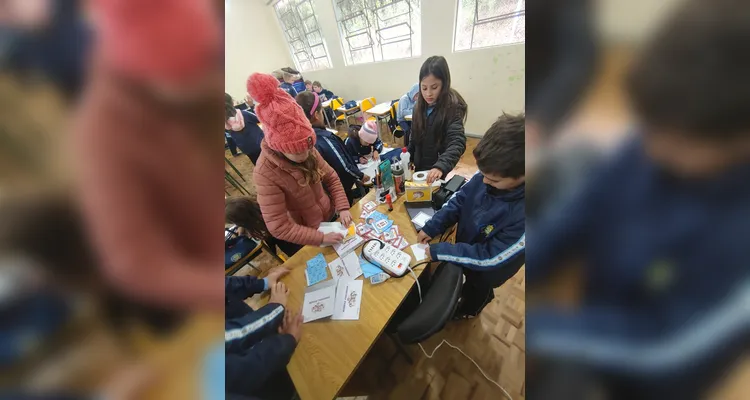 Confira alguns registros do trabalho dos educandos com a temática.