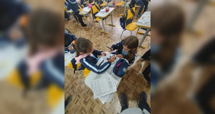 Confira alguns registros do trabalho dos educandos com a temática.