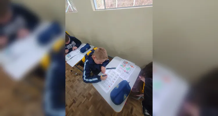 Confira alguns registros do trabalho dos educandos com a temática.