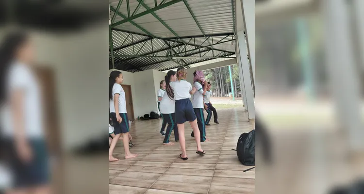 Veja os registros do trabalho dentro da sala de aula e durante o passeio.