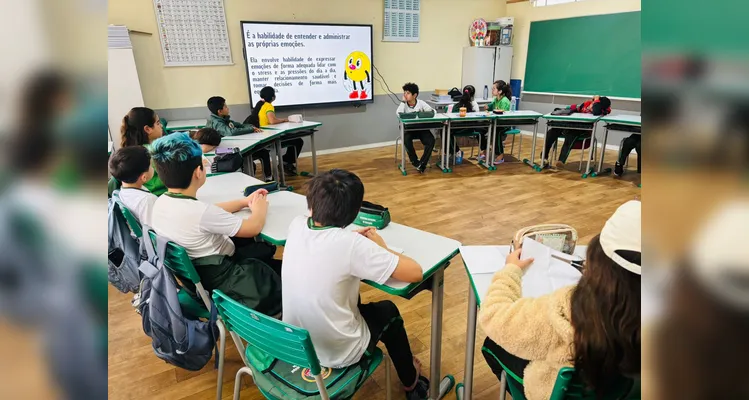 Veja os detalhes da ampla dinâmica em sala de aula.