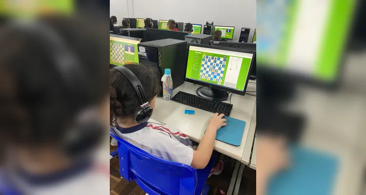 Do físico ao digital, educandos puderam se divertir e aprender como jogo milenar.