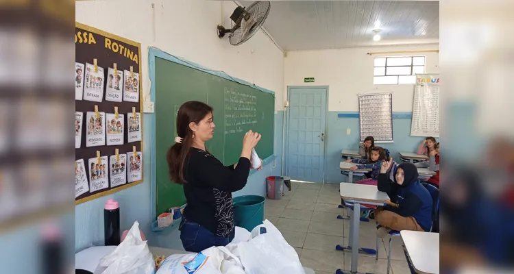 Veja os registros do amplo trabalho ambiental, dentro e fora da sala de aula.