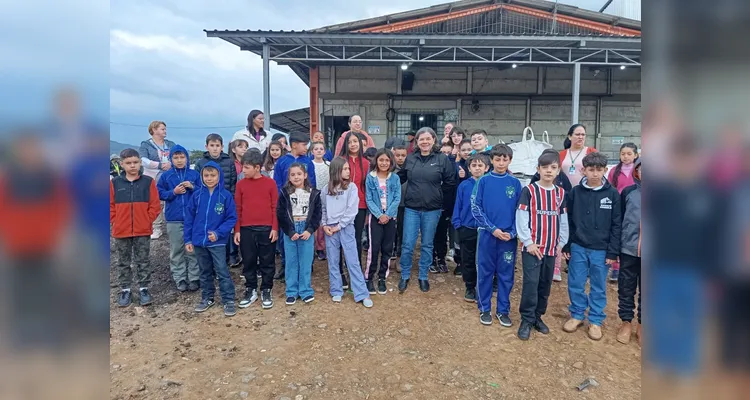Veja os registros do amplo trabalho ambiental, dentro e fora da sala de aula.