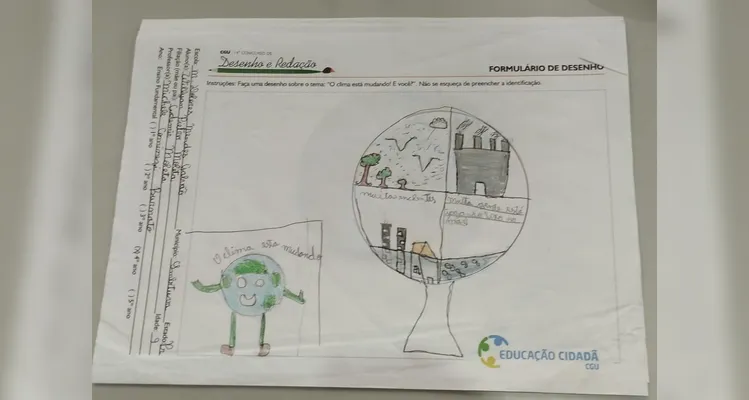 Confira as produções artísticas dos alunos em sala de aula.