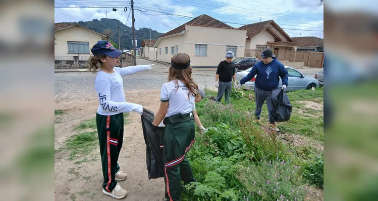 Confira mais das ações dos alunos dentro e fora da sala de aula.