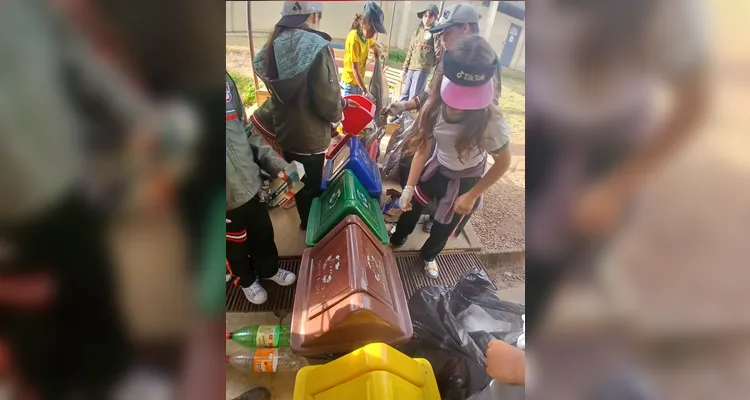 Confira mais das ações dos alunos dentro e fora da sala de aula.