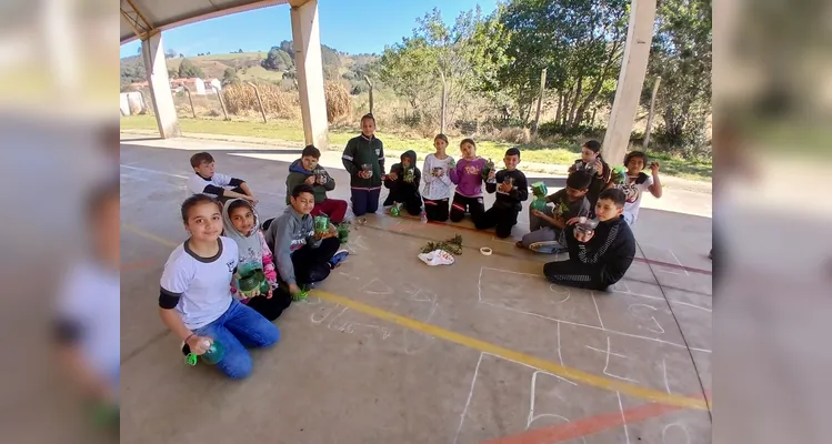 Confira mais das ações dos alunos dentro e fora da sala de aula.