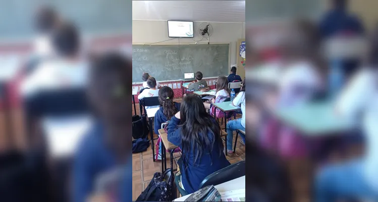 Veja os registros do trabalho em sala de aula.