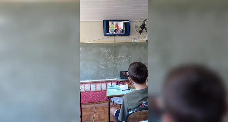 Veja os registros do trabalho em sala de aula.