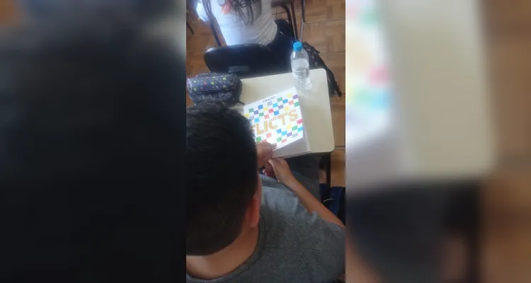 Veja os registros do trabalho em sala de aula.