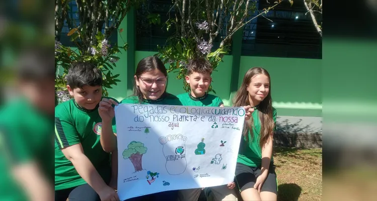 Confira a série de registros do amplo trabalho dentro e fora da sala de aula.