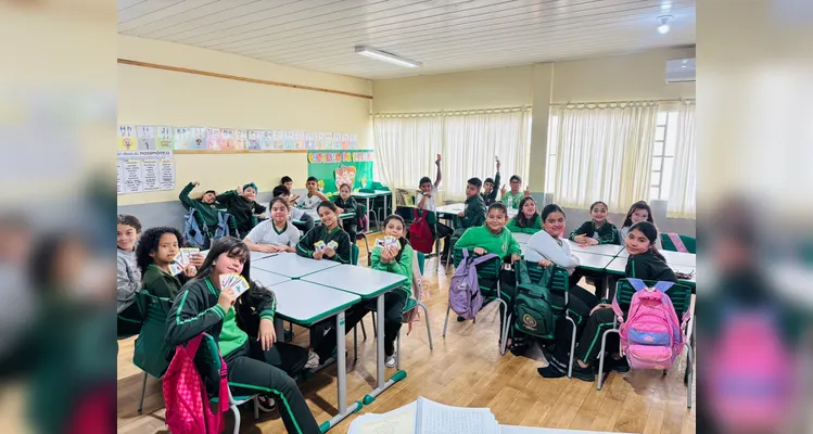 Educandos puderam aprender, refletir e se divertir em sala de aula.