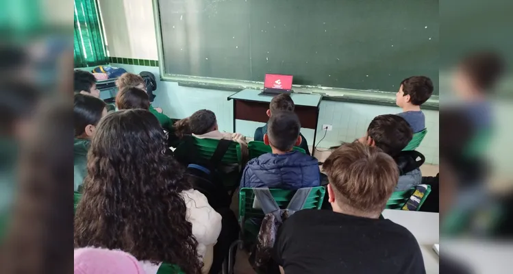 Veja a série de registros do amplo trabalho dentro e fora da sala de aula.