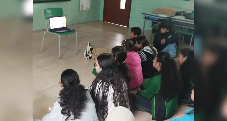 Veja a série de registros do amplo trabalho dentro e fora da sala de aula.