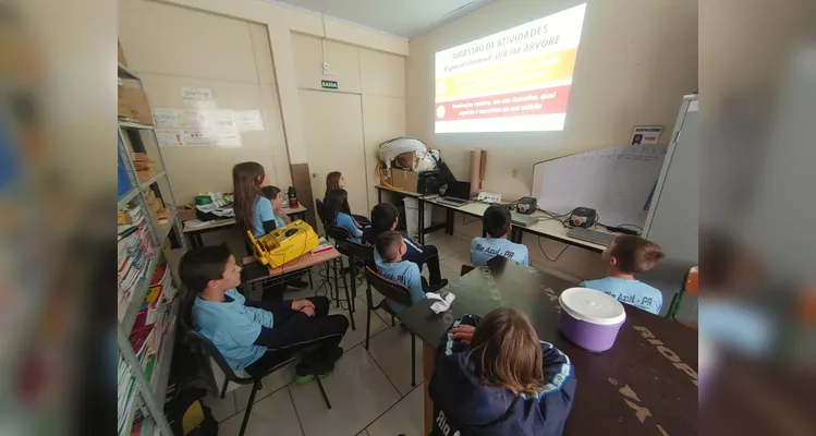 Confira os registros do amplo trabalho em várias etapas dos estudantes.