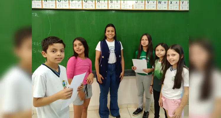 Veja como ficou o trabalho finalizado, as etapas de produção, distribuição e consulta dos colegas.