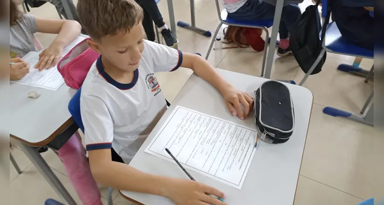Veja os registros dos alunos com sua alimentação saudável em casa e das atividades em sala de aula.