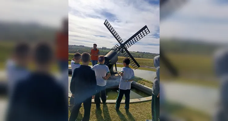 Veja como foi o passeio no museu e o trabalho com a videoaula.
