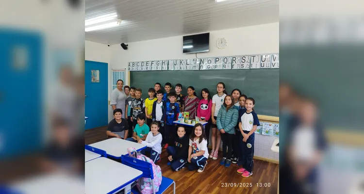 Confira os registros do amplo trabalho dentro da sala de aula e em casa.