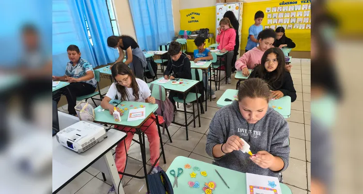 Confira os registros do trabalho em sala de aula.
