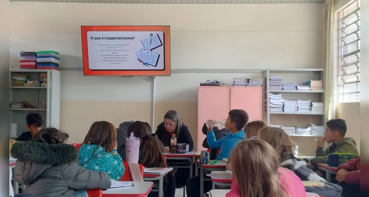 Confira os registros do trabalho em sala de aula.
